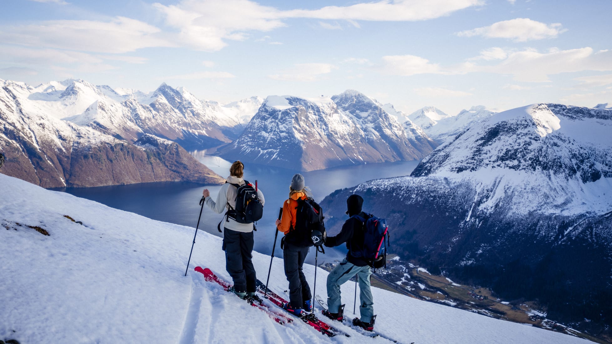 Skiing more, Skiing møre - Norrøna®